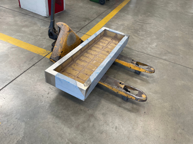 Charcoal Grill Without Canopy Section